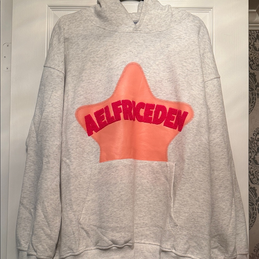 Brand new with TAGS Aelfric Eden Vintage Embroidery Eden Star Hoodie size L
